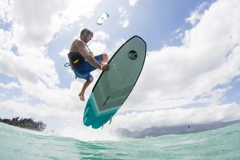 grab kitesurf